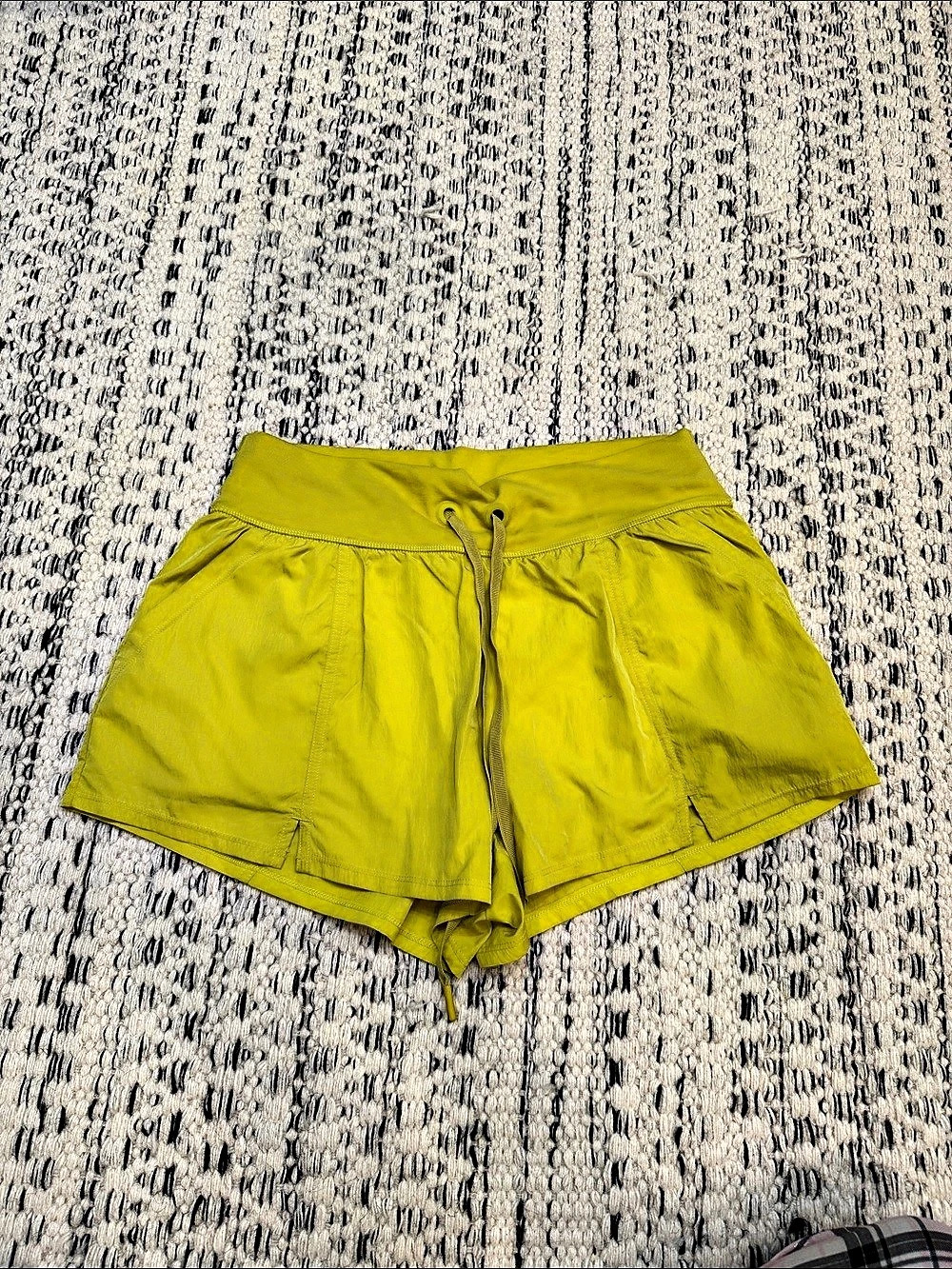 Lululemon Track That Mid-Rise Lined Short 3" Athletic Shorts in Green